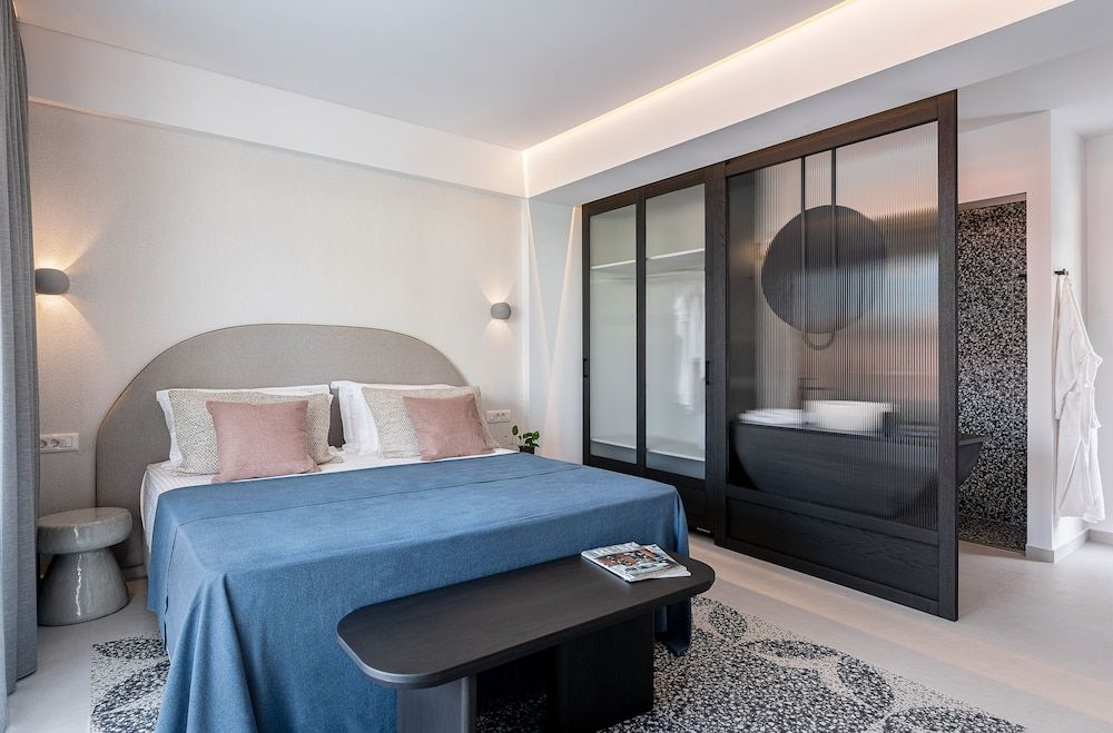 Luxury Studio Suite, 1 King Bed, Private Pool