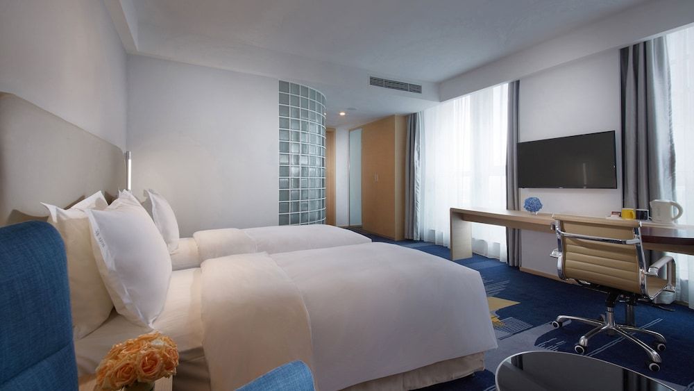 Standard Room, 2 Twin Beds (Minifridge)