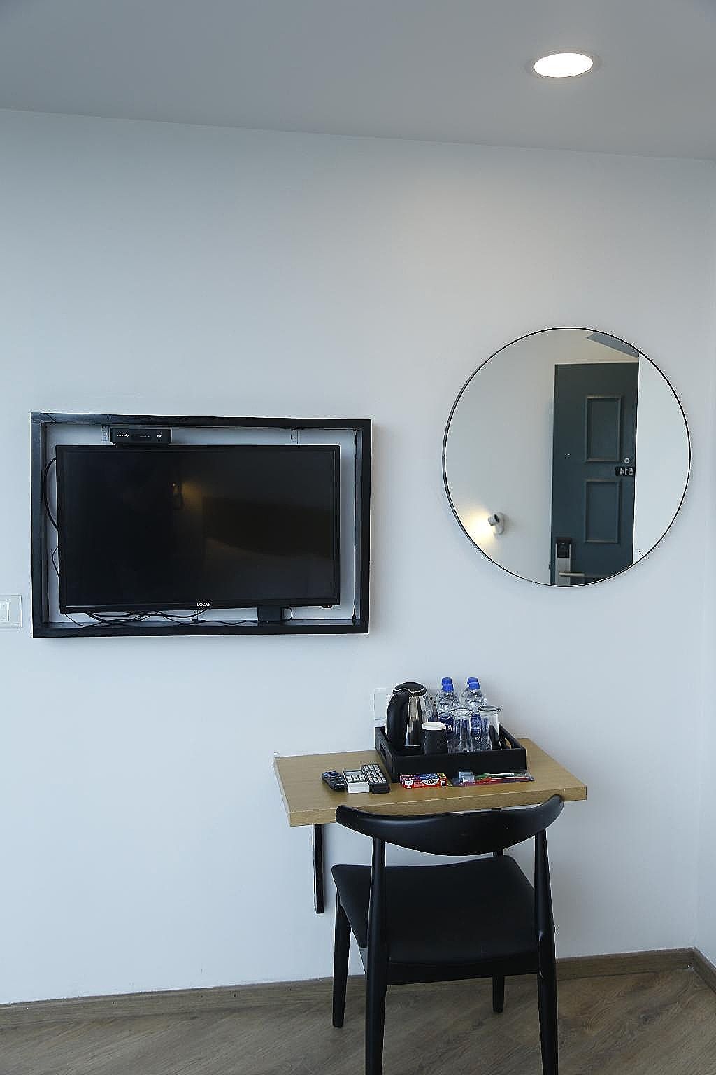 undefined Uptown Hotel 7