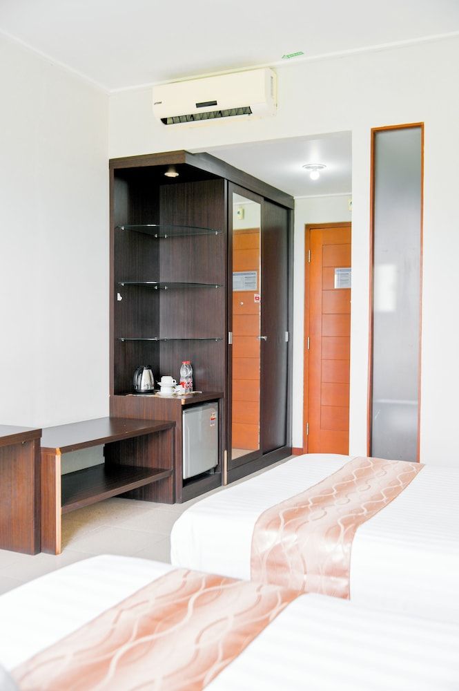 Hotel Bonero Residence Deluxe Twin Room 3