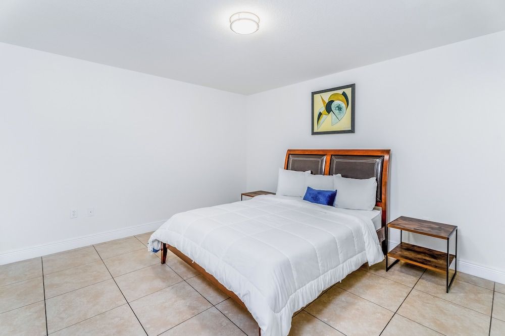 Deluxe Suite, 3 Queen and Sofa Bed, 3 Bedroom, River View, Balcony