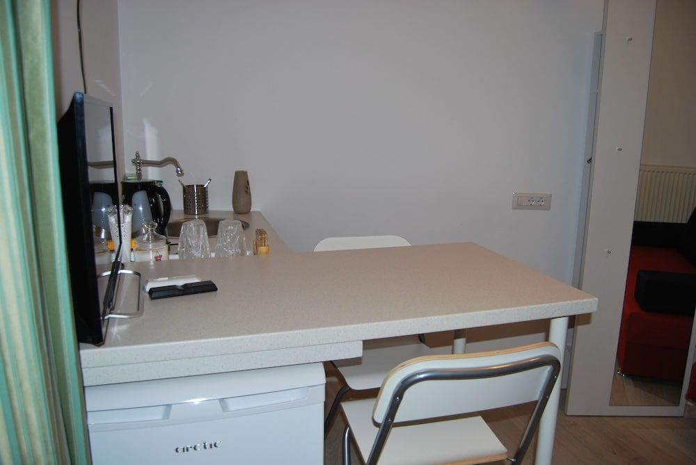 Casa Mendeleev Double Room, 1 Bedroom, Refrigerator & Microwave 12