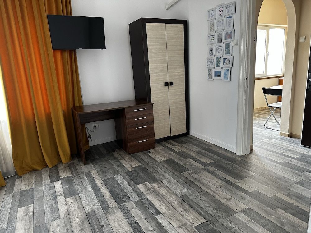 Casa Mendeleev Double Room, 1 Bedroom, Refrigerator & Microwave 13