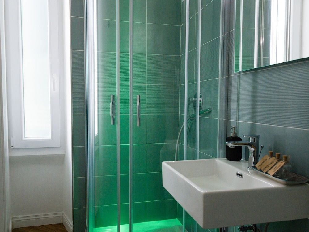 The Right Place Comfort Double or Twin Room 6