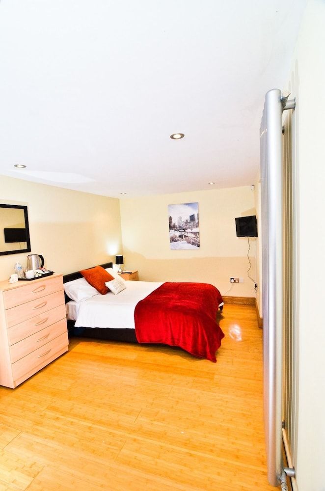 Thames view house Deluxe Double Room 5
