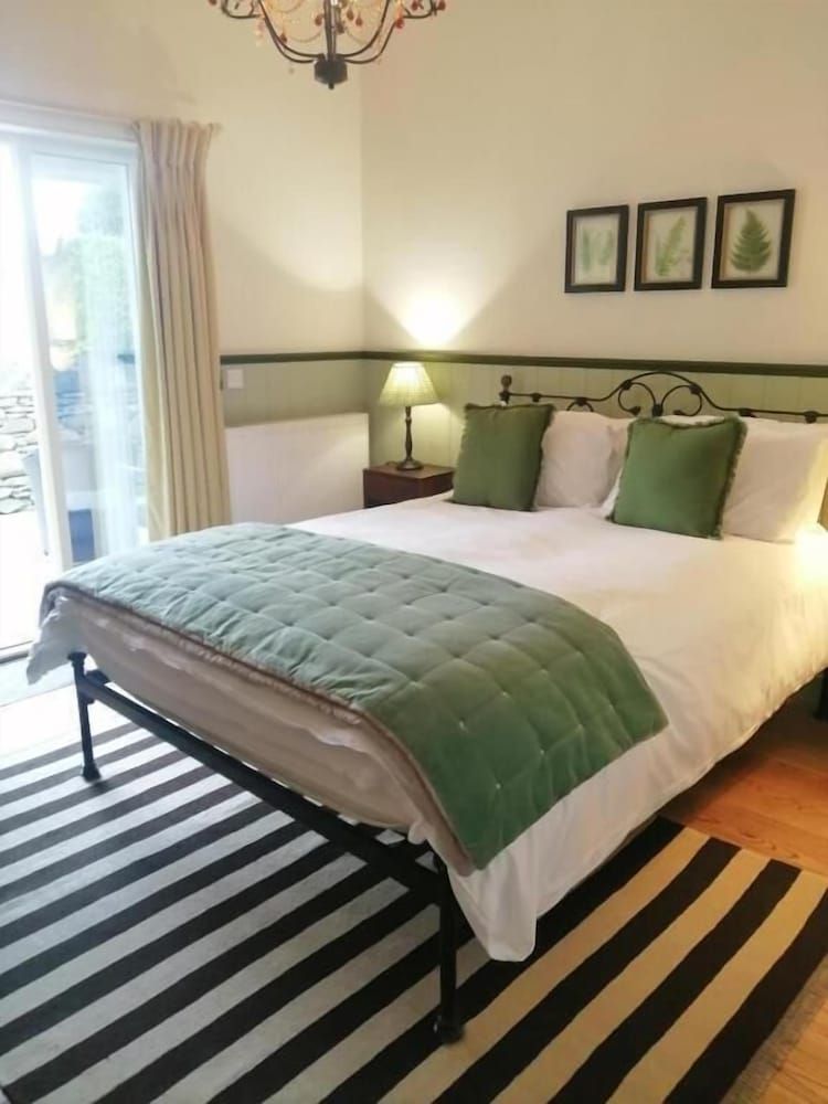 Dog Friendly External King Room