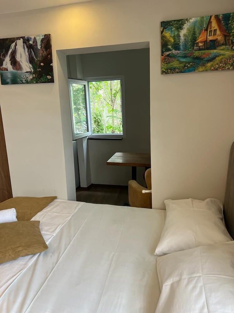 mr lion kumkapı hotel Business Quadruple Room, Multiple Beds 26