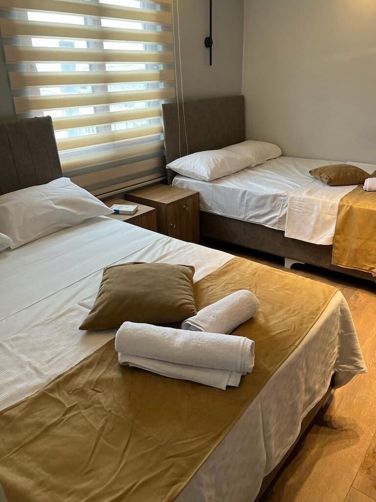 mr lion kumkapı hotel Business Quadruple Room, Multiple Beds 17