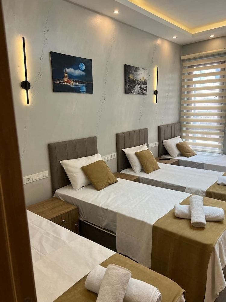 mr lion kumkapı hotel Business Quadruple Room, Multiple Beds 16
