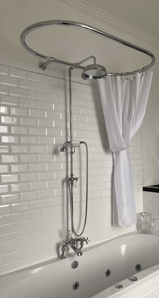 Tigh Na Leigh Double Room, Ensuite (The Four Poster ) 3