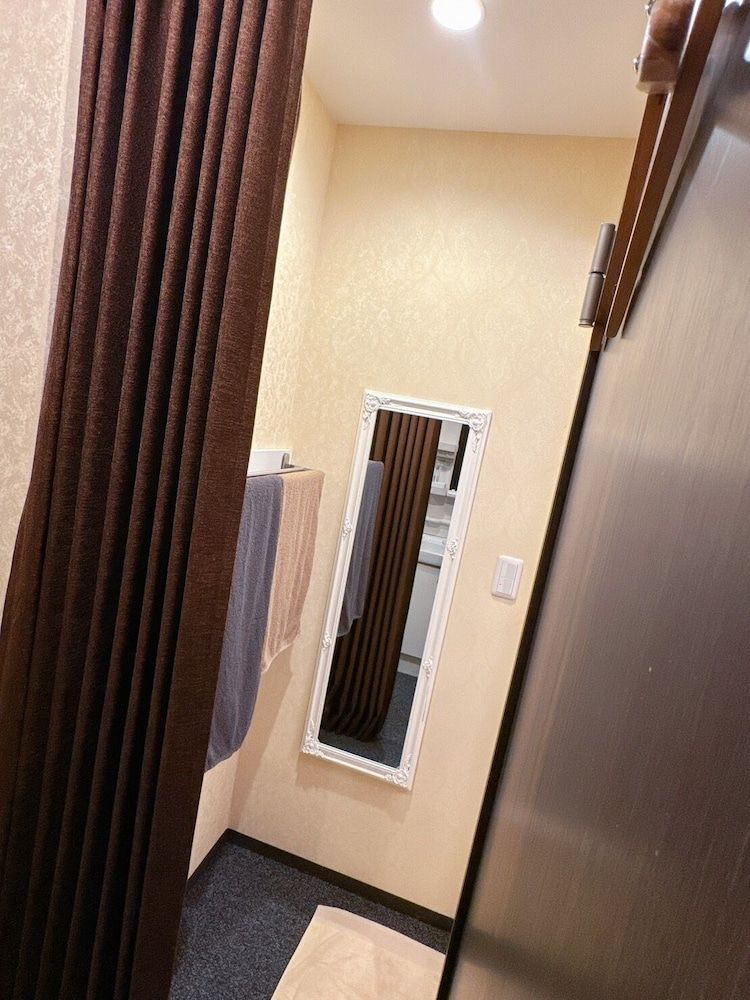 Homee Osaka Standard Double Room (202) 5