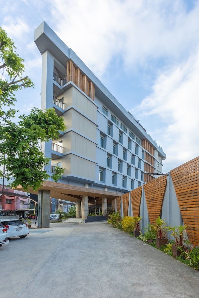 undefined EcoLoft Hotel 3