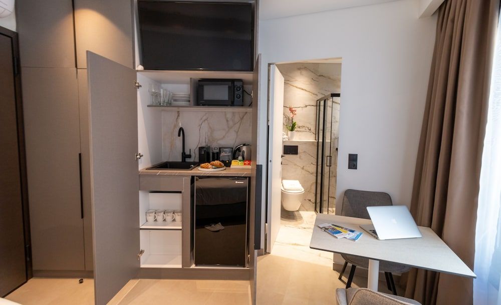 Paleo Suites Executive Double Room, 1 Bedroom, Hot Tub 10