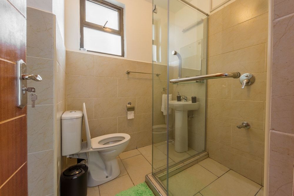 Erica Residences Deluxe Apartment, 3 Bedrooms 24