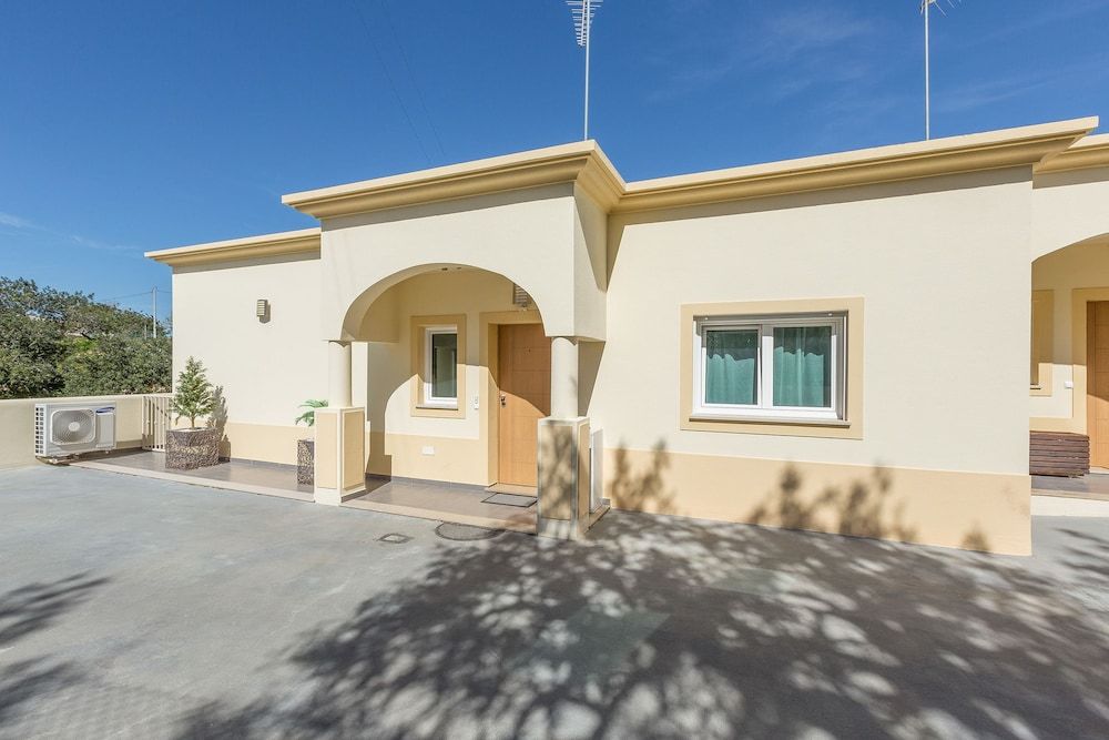 undefined D Loft Sea and Golf 4