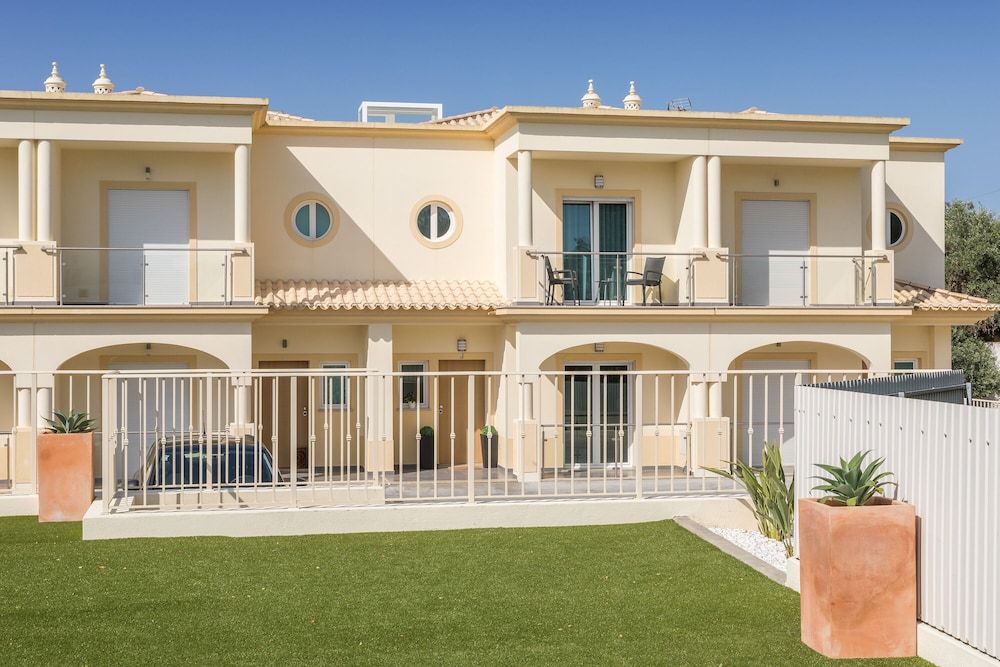 undefined D Loft Sea and Golf 5