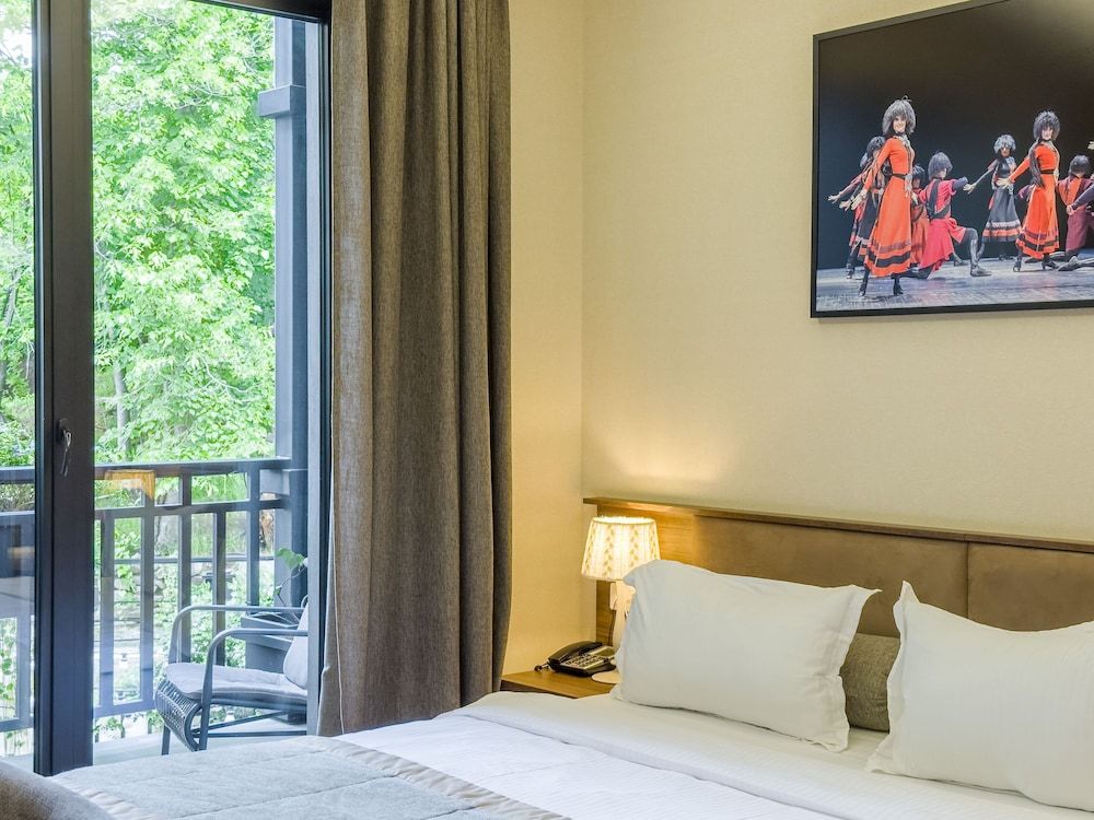 Seventeen Rooms Double Room, 1 King Bed 2