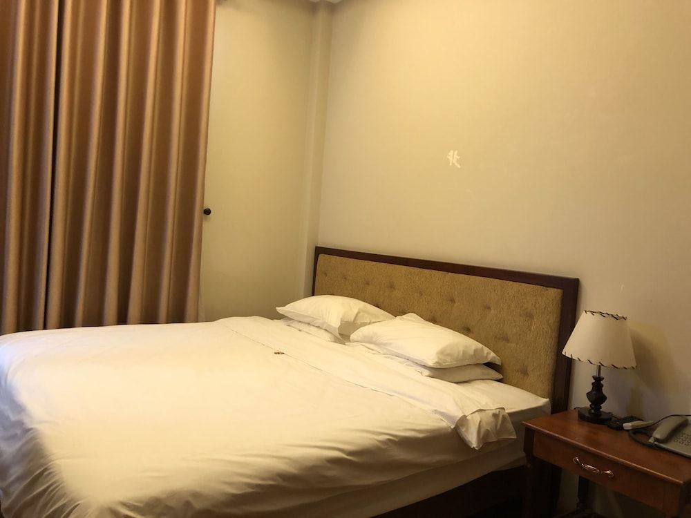 undefined Dreams Hotel 4