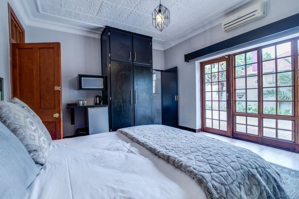 The Nightingale Guesthouse Executive Room, 1 Queen Bed 6