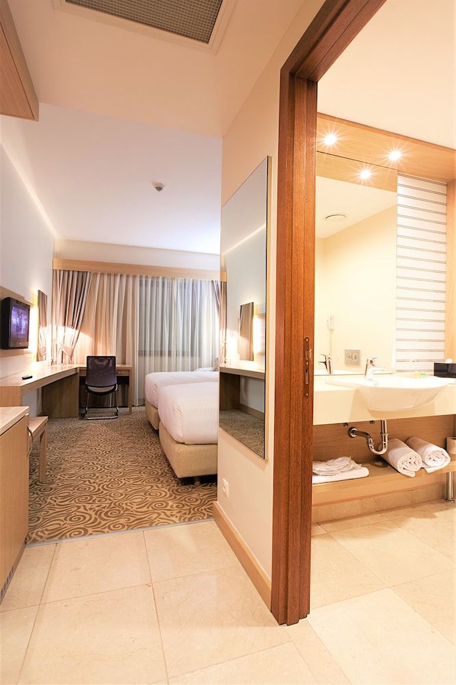 Park Dedeman Denizli Superior Room, Multiple Beds 6