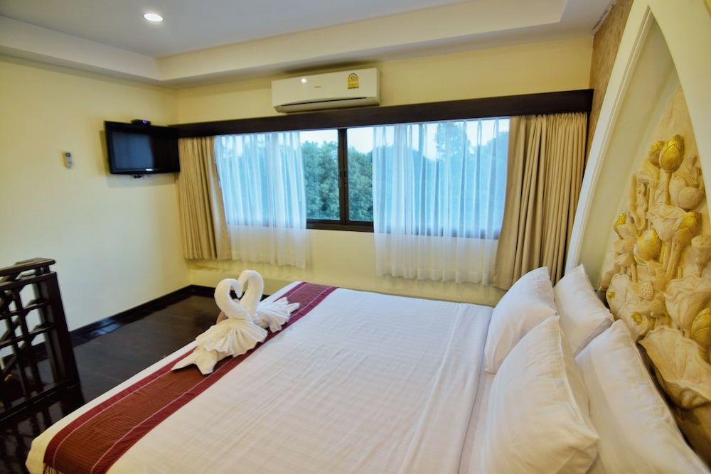 Phanomrung Puri Boutique Hotels and Resorts Grand Duplex Suit 2