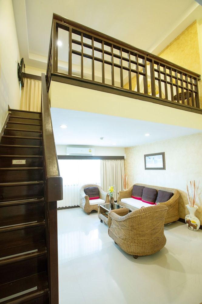 Phanomrung Puri Boutique Hotels and Resorts Grand Duplex Suit 3