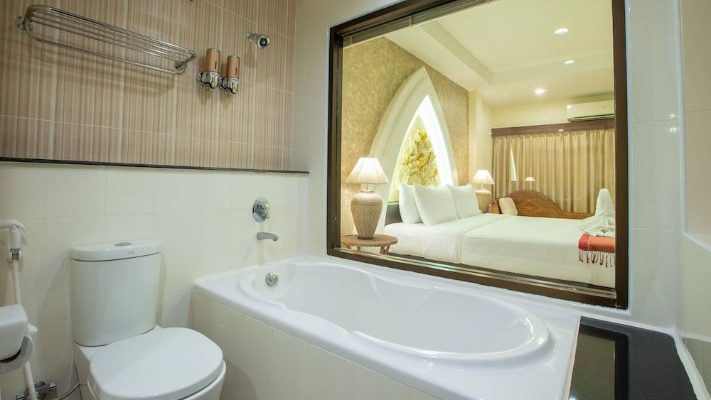 Phanomrung Puri Boutique Hotels and Resorts Deluxe Room 11