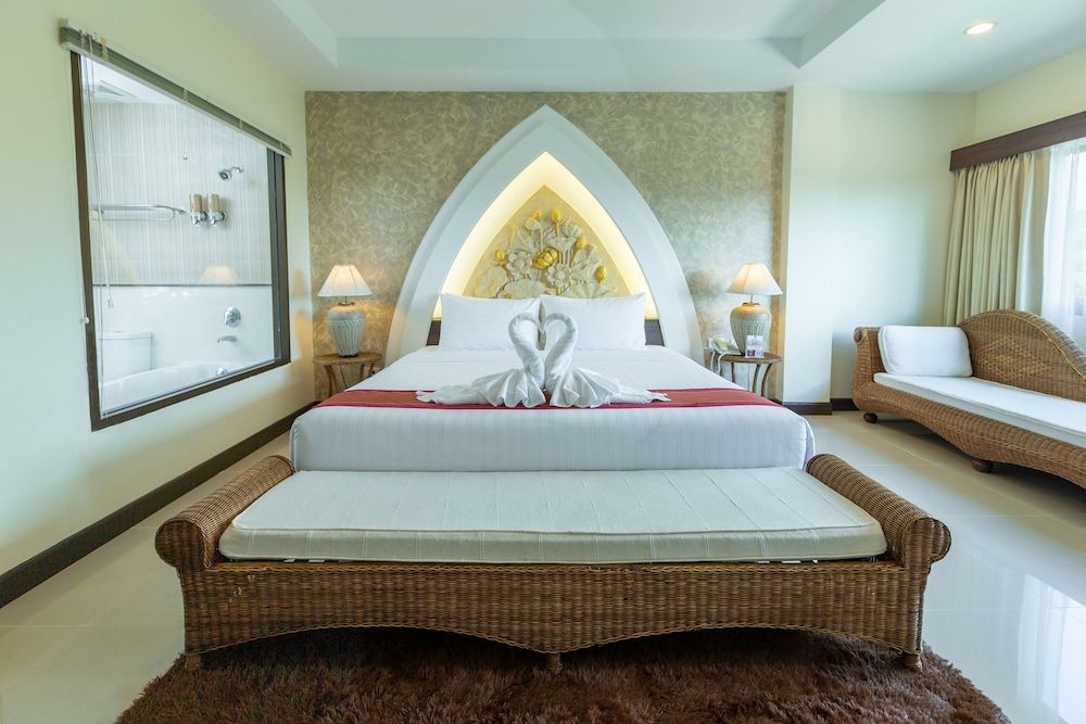 Phanomrung Puri Boutique Hotels and Resorts Deluxe Room 4