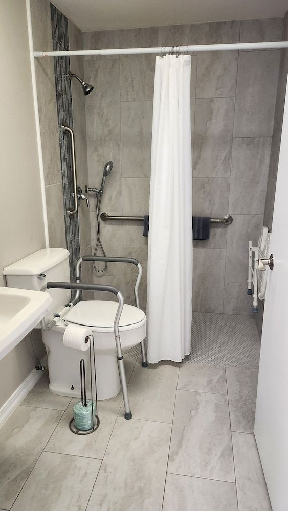 Golden Arrow Motel Single Room 3