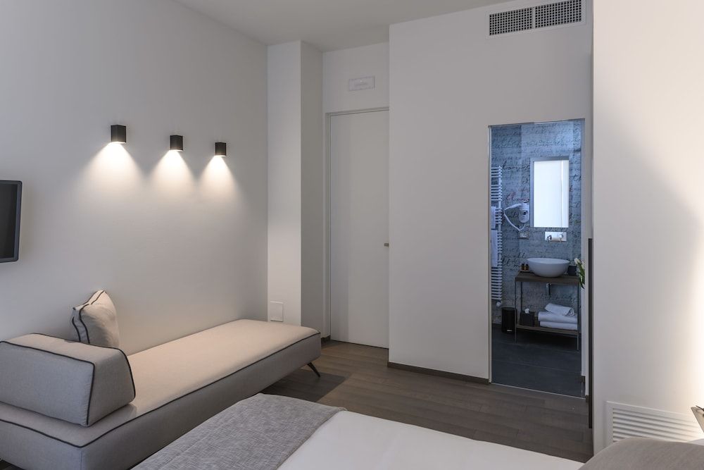 B&B The Attico Superior Double or Twin Room, City View 11