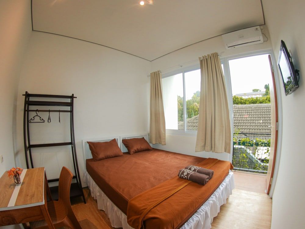 Rion Hostel Bogor