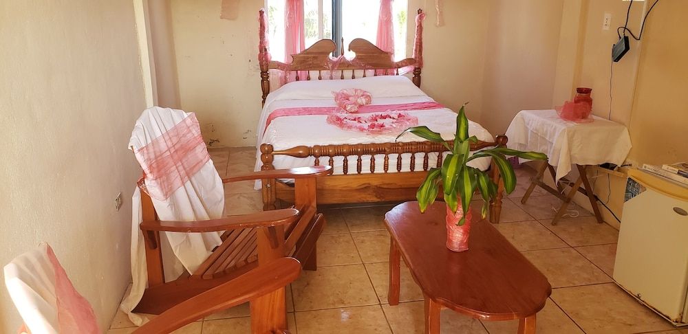 Standard Single Room, 1 Queen Bed