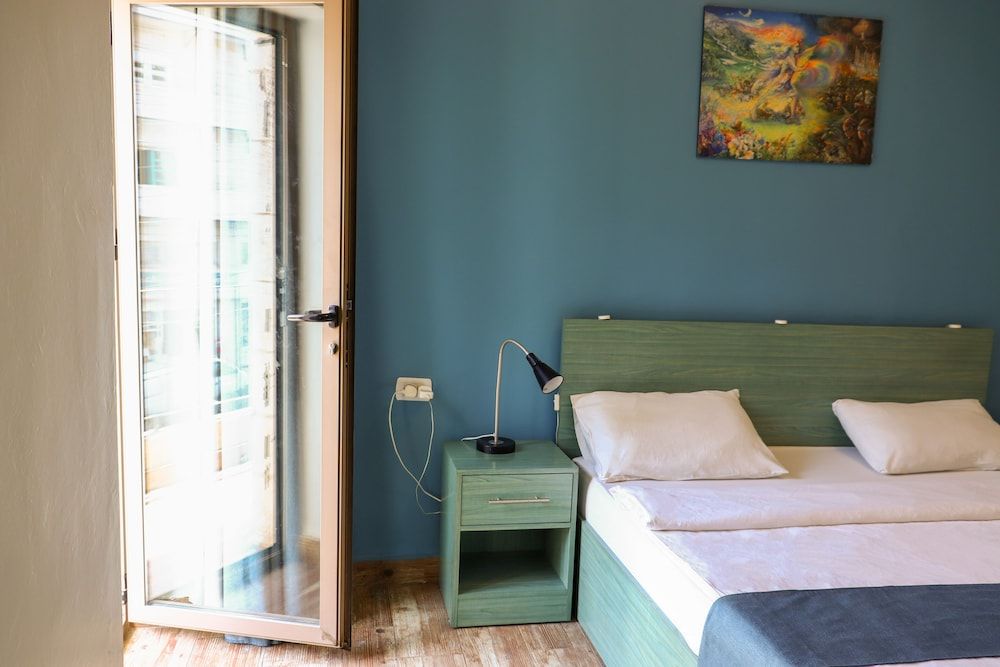 The Sydney Hotel Deluxe Double Room 23