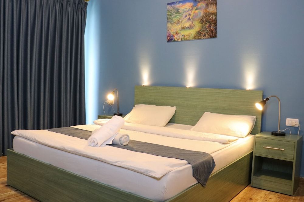 The Sydney Hotel Deluxe Double Room 7