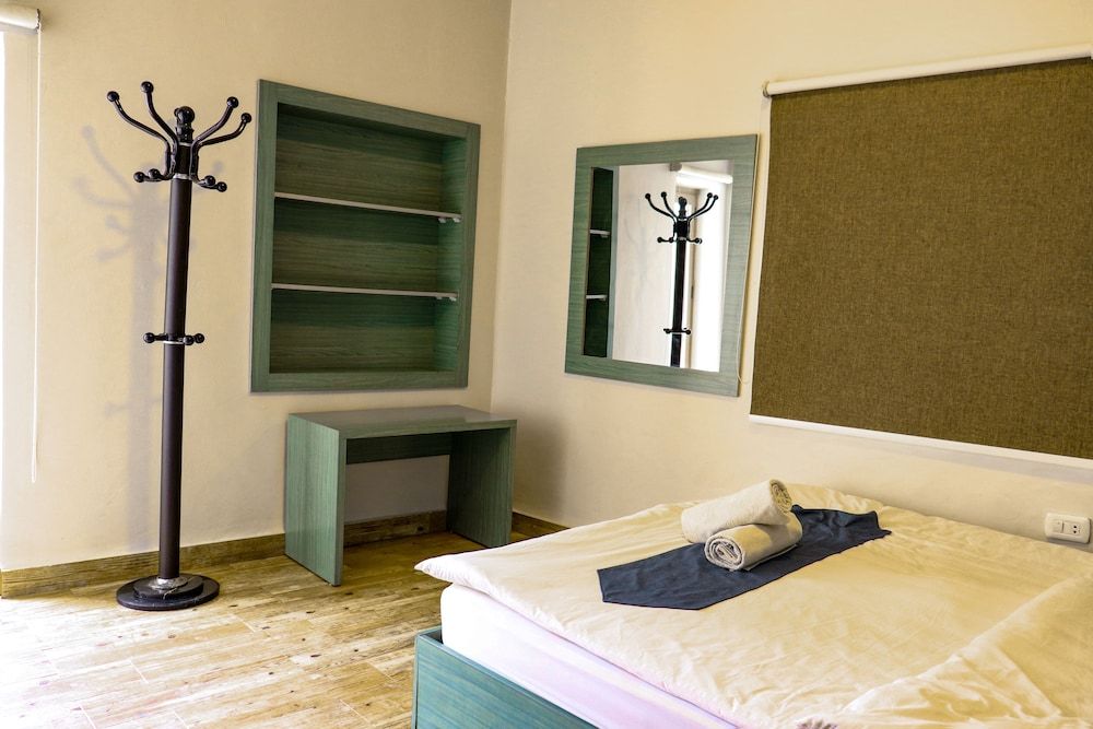 The Sydney Hotel Deluxe Double Room 22