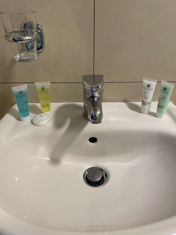 The Sydney Hotel Deluxe Double Room 16