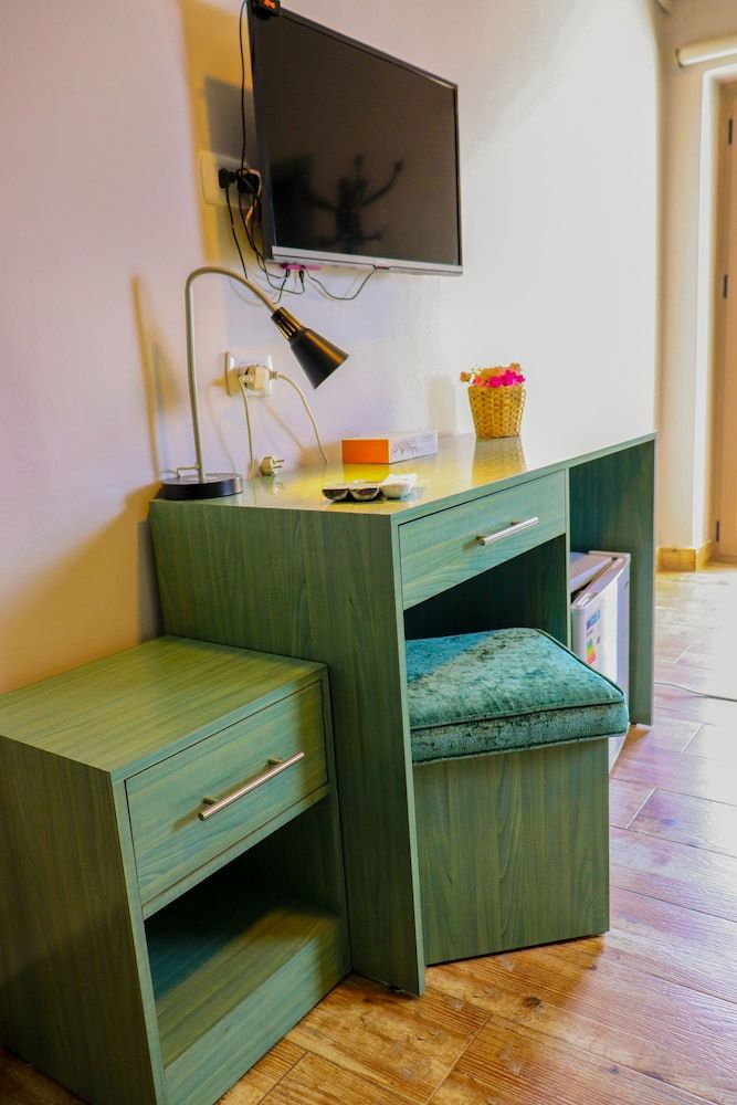 The Sydney Hotel Deluxe Double Room 21