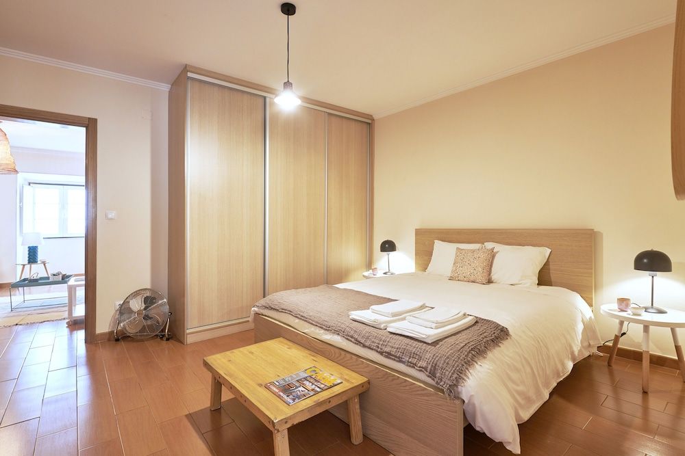 Spacious and Renovated Apartment With Amazing Patio, By TimeCooler Apartment, 2 Bedrooms 14