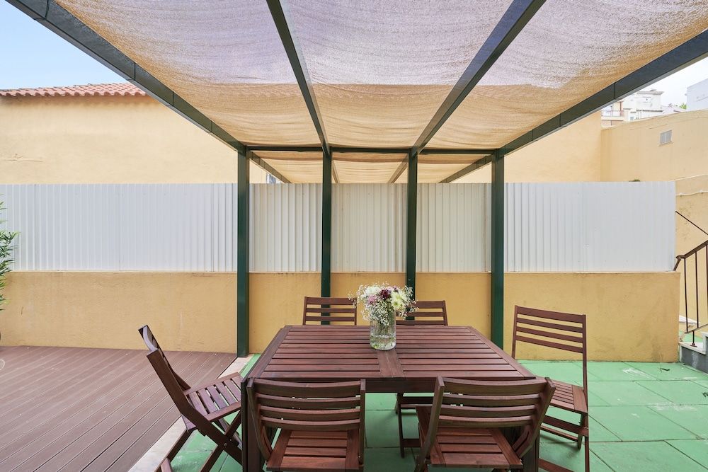 undefined Spacious and Renovated Apartment With Amazing Patio, By TimeCooler 3