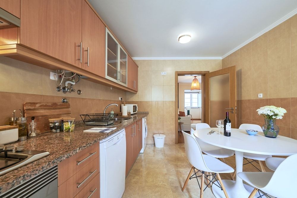 Spacious and Renovated Apartment With Amazing Patio, By TimeCooler Apartment, 2 Bedrooms 20