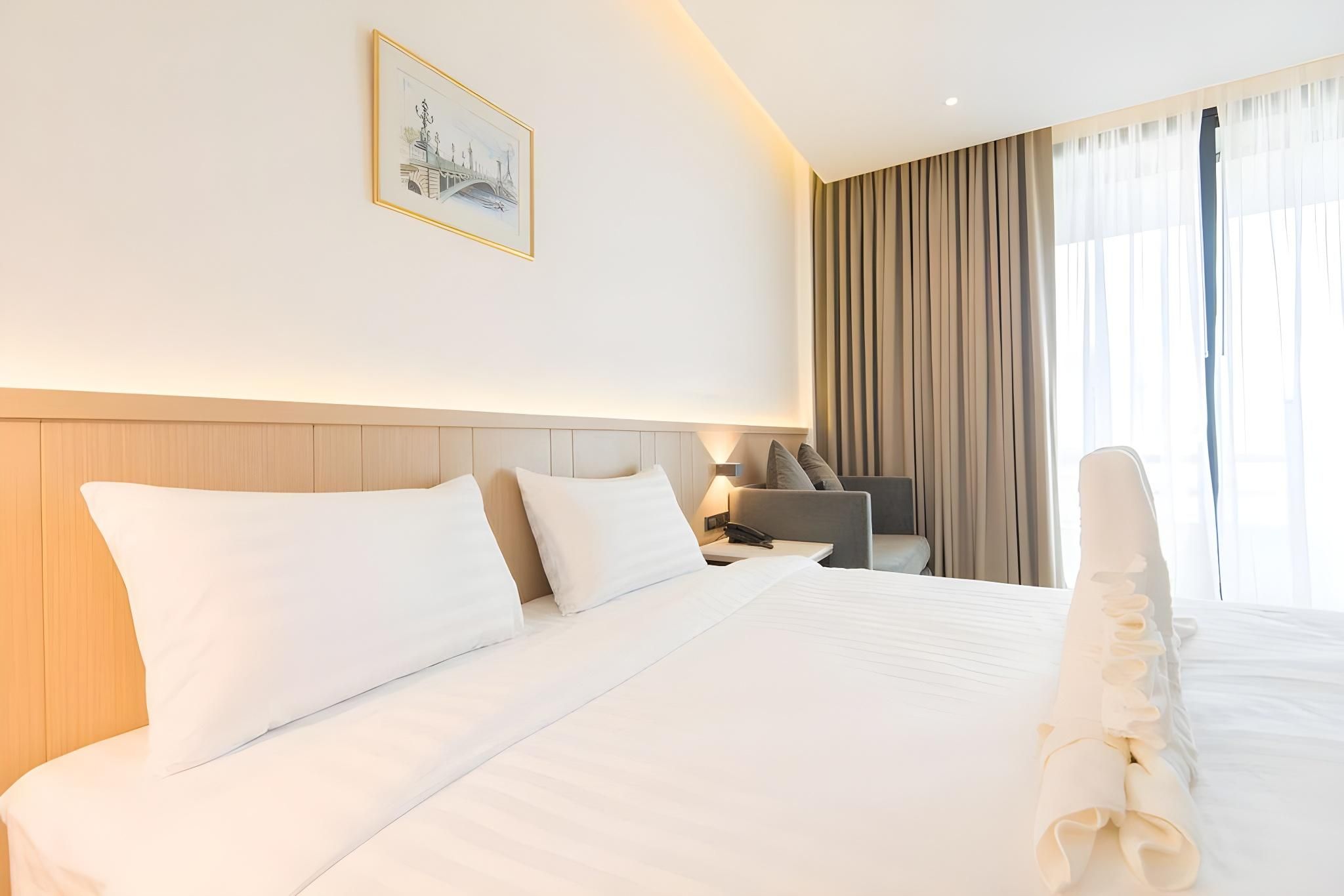 undefined Madison Bangkok 7