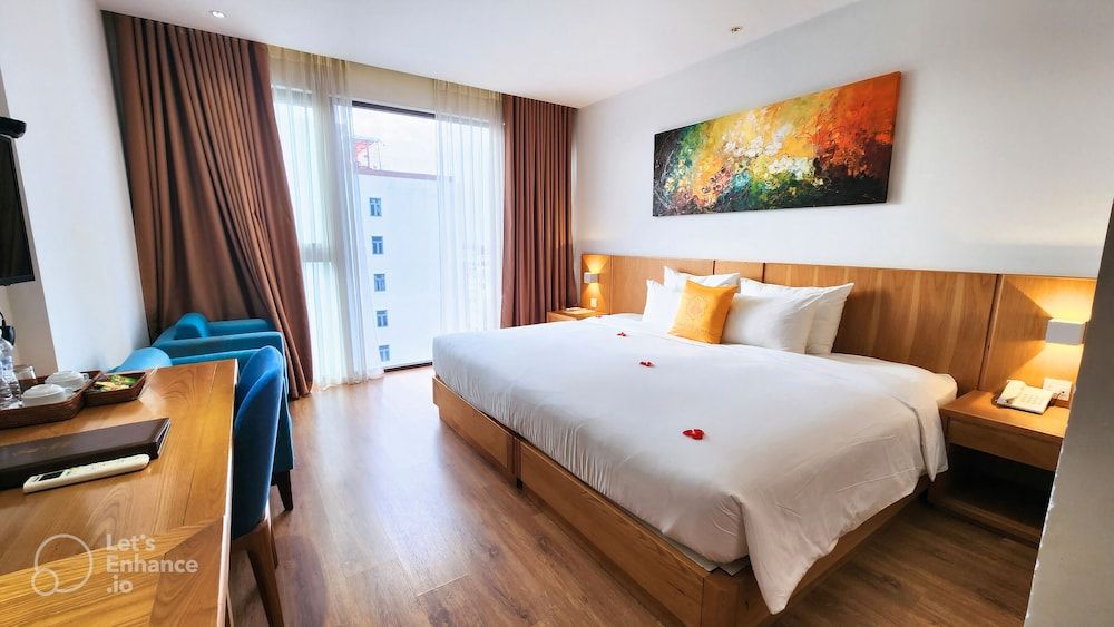 Cordial Hotel Deluxe Double or Twin Room, Non Smoking, City View 3
