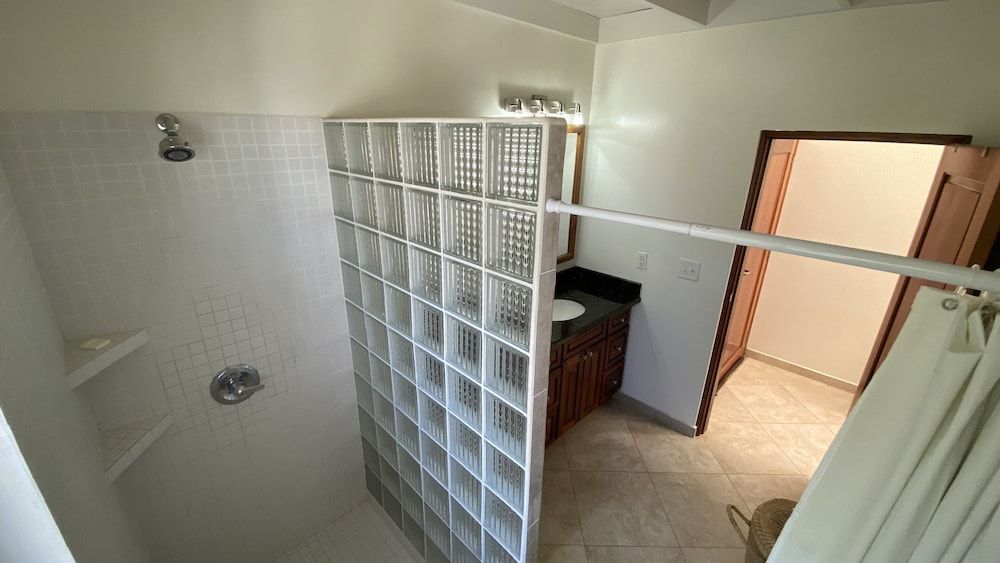 Premier Condo, 1 Bedroom, Ocean View (The View)