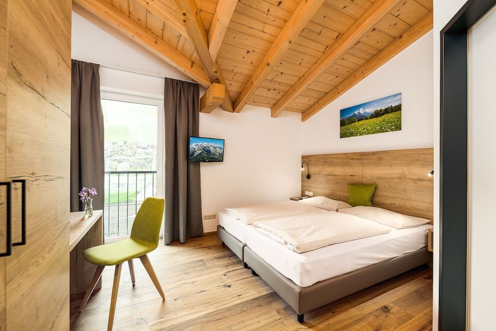 Economy Double Room, Mountainside