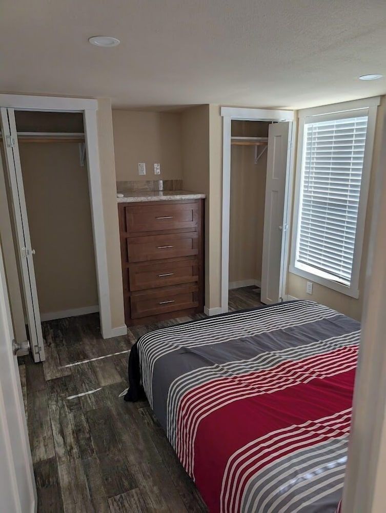 undefined Cedarvale Cabins at Turner Falls 3