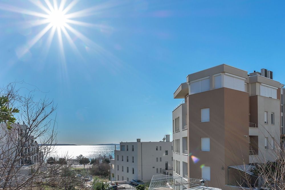 undefined Apartments Excelsior