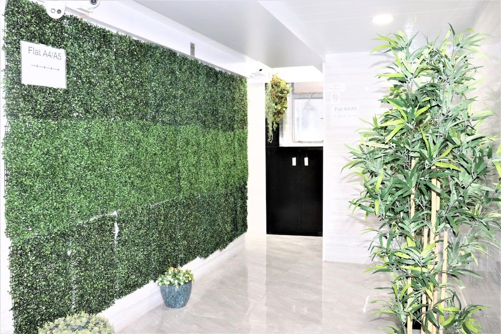 undefined Metrocity Lounge 6