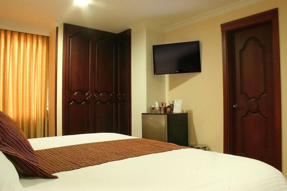 Hotel Luxor Plaza Pereira Double Room 3