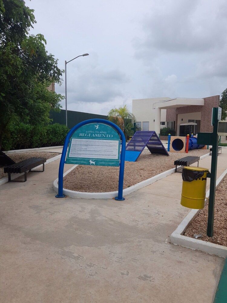 Gorgeous Apartment Hoestel Long Island! Condo, 2 Bedrooms, Balcony, Garden View 15