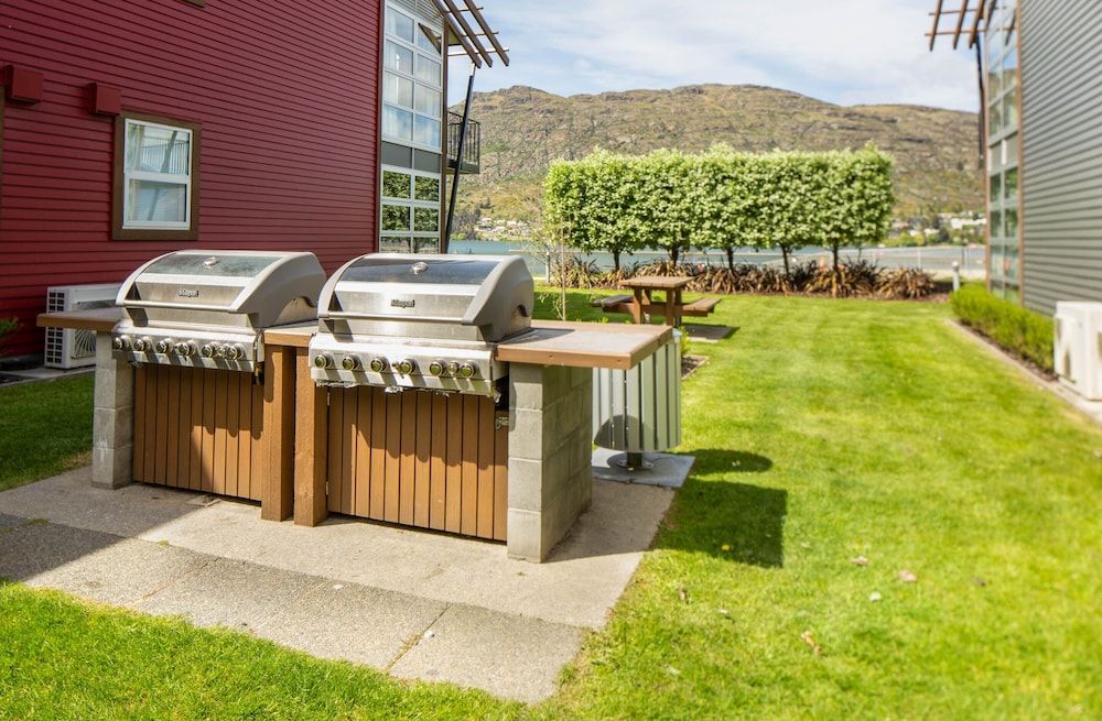 undefined Hello QT Marina 3